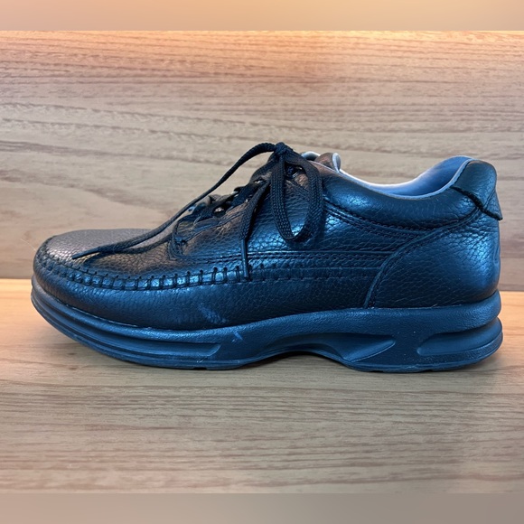 Clarks Black Leather Caribou Men Shoe / Size 8 - Picture 5 of 16